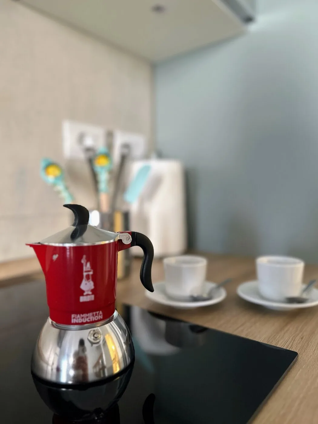 Casa Totò Ascea — moka Bialetti e accessori cucina